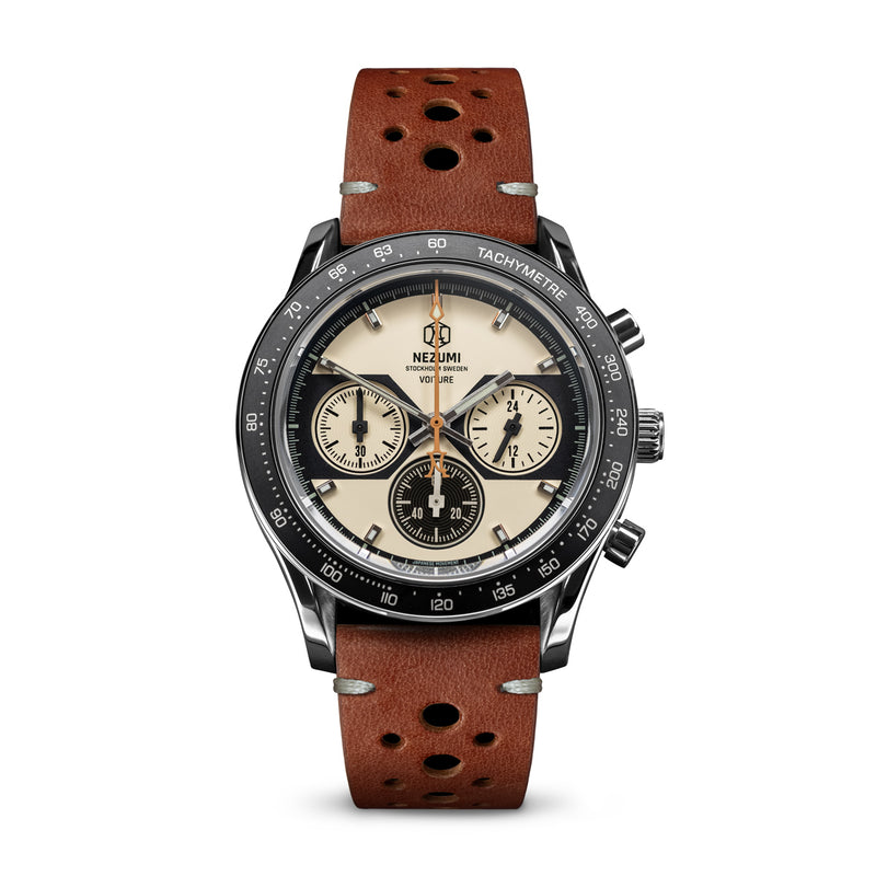 Voiture Chronograph watch by Nezumi is powered by a mechanical-quartz movement made by Seiko