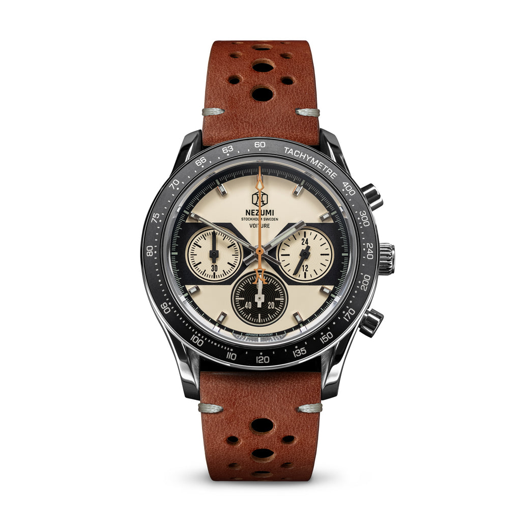 Voiture Chronograph watch by Nezumi is powered by a mechanical-quartz movement made by Seiko