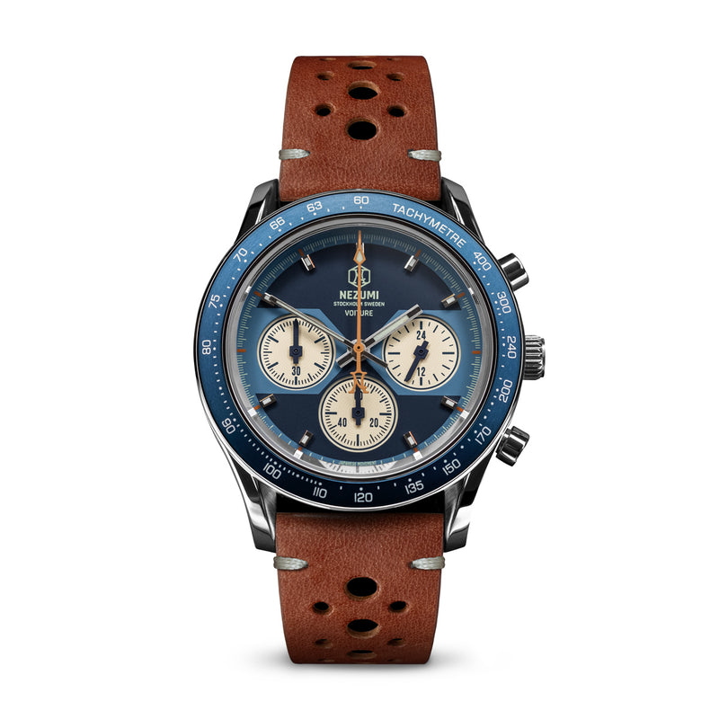 Voiture Chronograph watch by Nezumi is powered by a mechanical-quartz movement made by Seiko